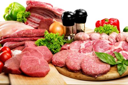 قیمت گوشت مرغ، گوشت قرمز و دام زنده امروز پنجشنبه ۵ مهر ۱۴۰۳/ مرغ و بوقلمون گران شدند+ جدول